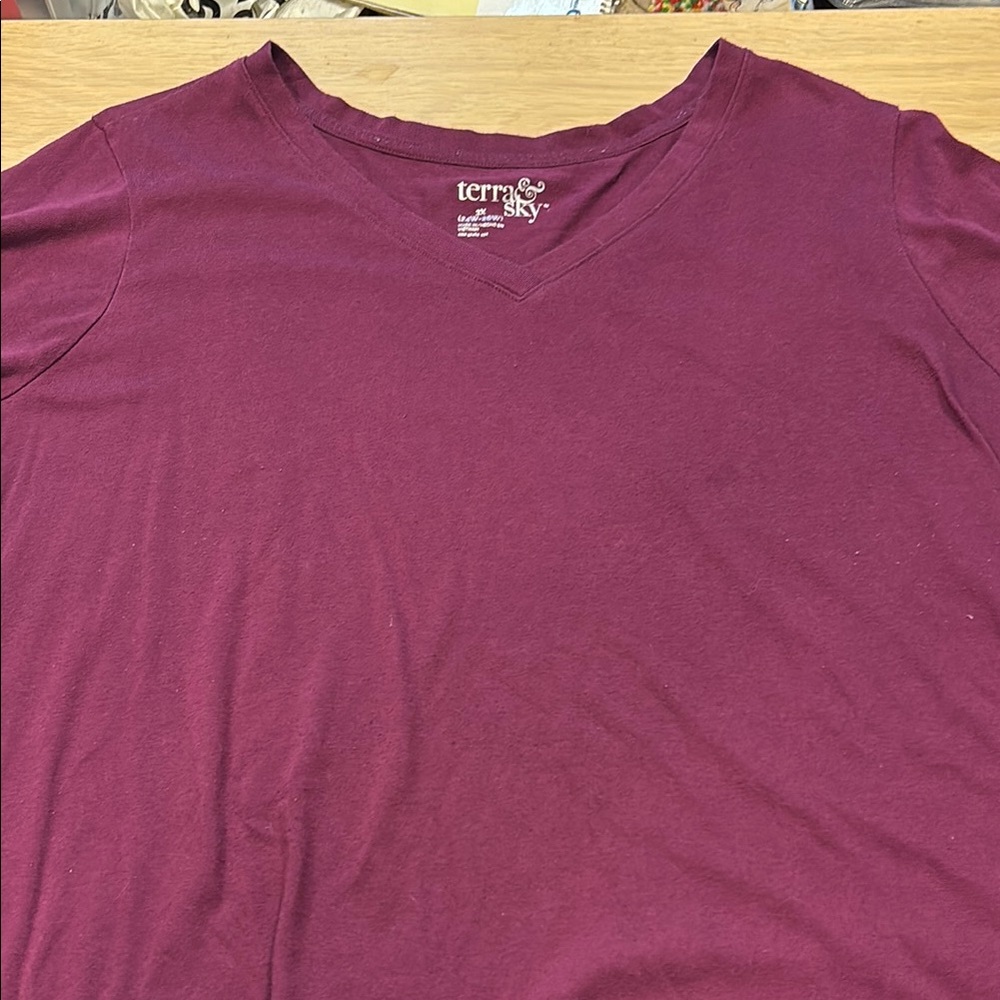 Lands' End Purple V-Neck T-Shirt